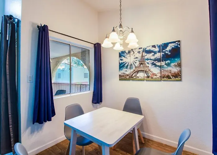 Holiday home 88 3bd 2b Modern Comfort Heated Pool Casa Grande