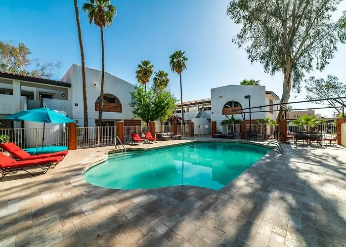 88 3bd 2b Modern Comfort Heated Pool