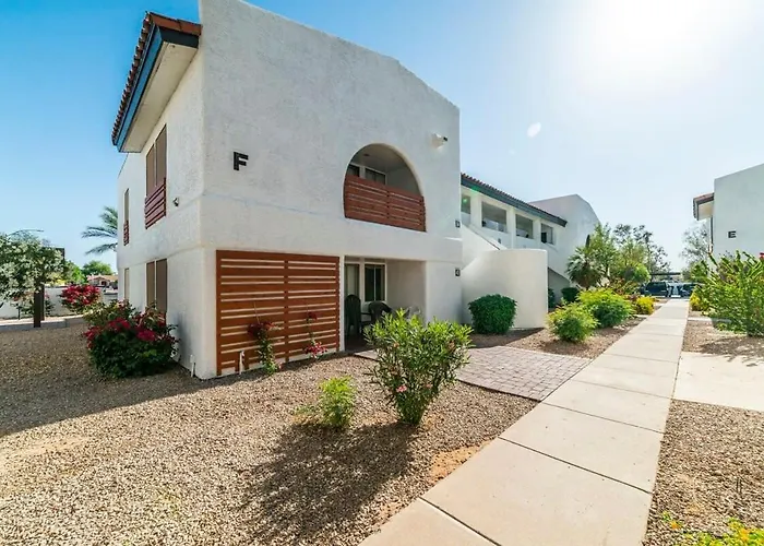 Holiday home 88 3bd 2b Modern Comfort Heated Pool